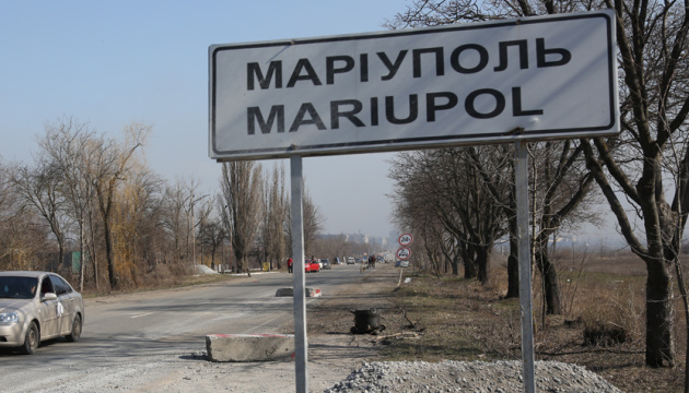 В осажденном российскими военными и сепаратистами украинском Мариуполе продолжается эвакуация мирных жителей по безопасным коридорам. ( Leon Klein  - Агентство Анадолу )