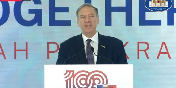 Pompeo nga Tirana: Duhet vullnet për të mbrojtur demokracinë dhe shkulur korrupsionin