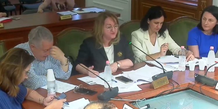 Rakacolli: Mjekët shqiptarë ikin në Gjermani se gjermanët emigrojnë në SHBA
