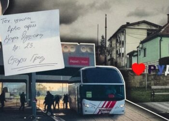 Autobusi i njerëzve që shkuan nga Bosnja dhe Hercegovina për të votuar në Serbi