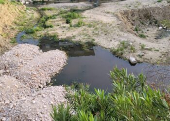 Pamje nga ujerat e zeza ne kantierin e ndertimit te shkolles "Gjergj Kastrioti"