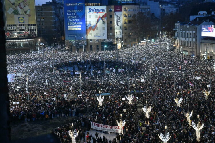 Beograd 22. decembar 2024. Zajednički protest studenata i poljoprivrednika na beogradskom Trgu Slavija zakazan je za danas sa pocetkom u 16 časova  Foto:Vladislav Mitić/Nova.rs