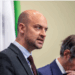 Ministri francez për Evropën dhe Punët e Jashtme, Jean-Noel Barrot, gjatë një deklarate për mediat jashtë Këshillit të Sigurimit në selinë e OKB-së, në Nju Jork, SHBA, më 28 prill 2025.