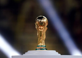 FIFA World Cup, WM, Weltmeisterschaft, Fussball Trophy file photo File photo dated 18-12-2022 of the FIFA World Cup Trophy. A prospective Saudi Arabia World Cup is taking football back to a dark time , according to Human Rights Watch. Issue date: Thursday November 2, 2023. FILE PHOTO Use subject to restrictions. Editorial use only, no commercial use without prior consent from rights holder. PUBLICATIONxNOTxINxUKxIRL Copyright: xMikexEgertonx 74417410