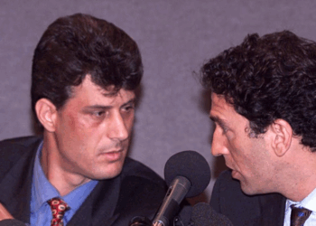 Hashim Thaçi dhe James Rubin. Qershor, 1999.