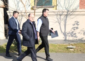 Në foto: Erion Veliaj, në momentin e arrestimit