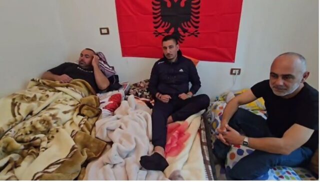 Greva e urisë e naftëtarëve të  Bankers  në ditën e 13 të  Drejtësi për punën dhe dinjitetin