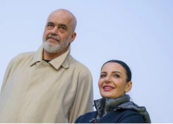 Në foto: Kryeministri Edi Rama dhe zëvendësja e tij, Belinda Balluku